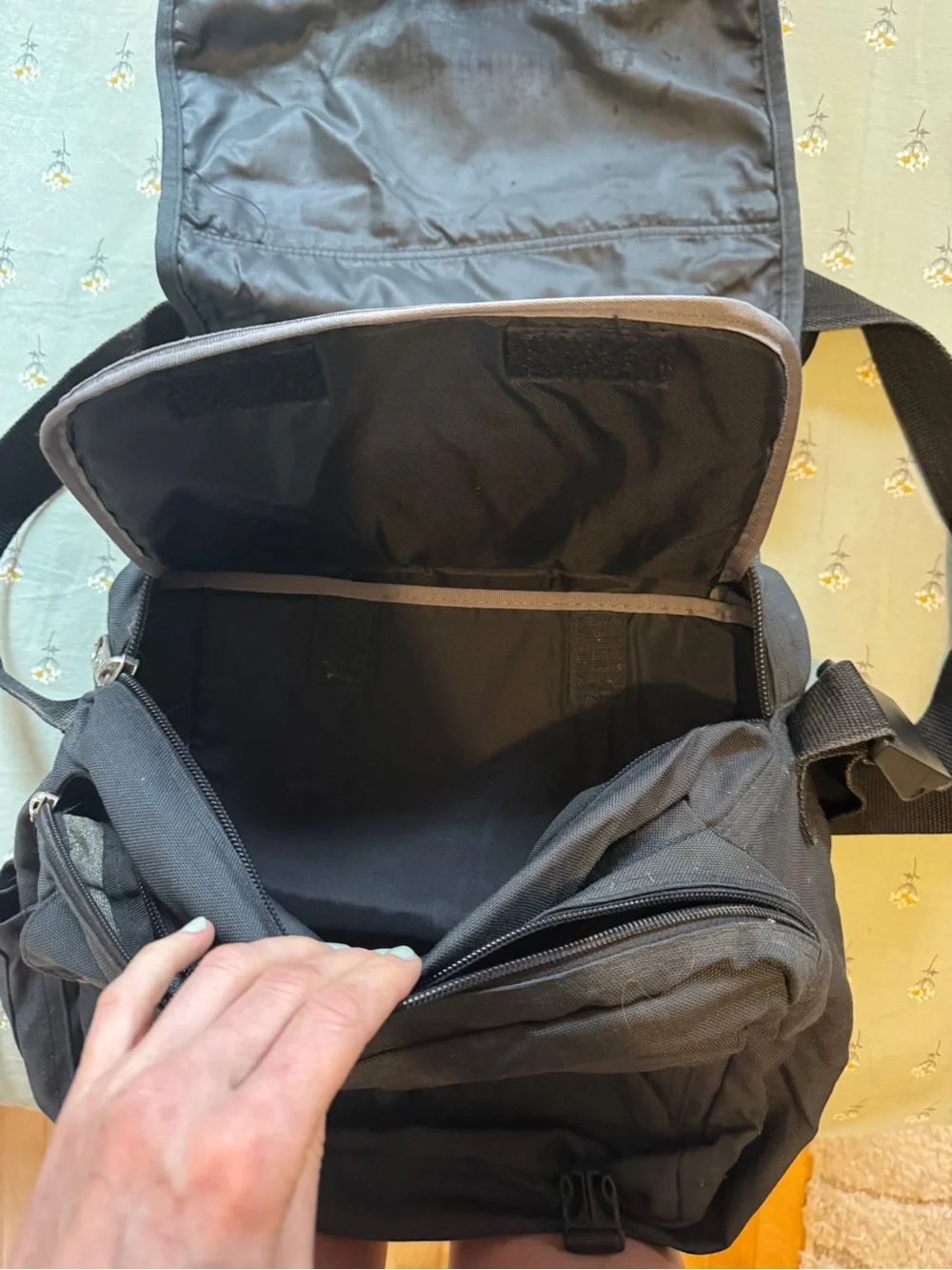 Jansport Black and Gray Padded Computer Messenger Bag